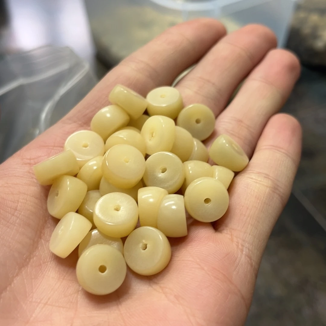 【闪购商品】白玉菩提吊坠z12/108颗玉化大肠不售后