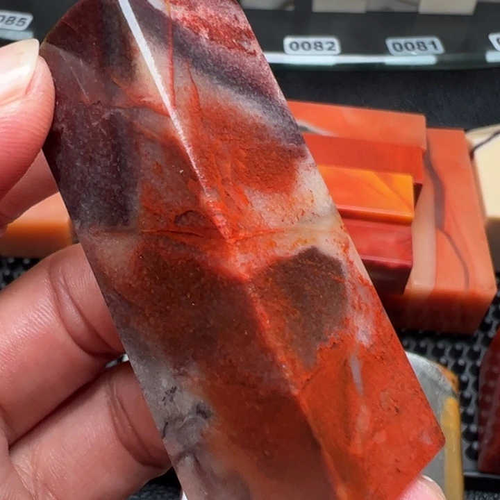 老挝石我们的确是