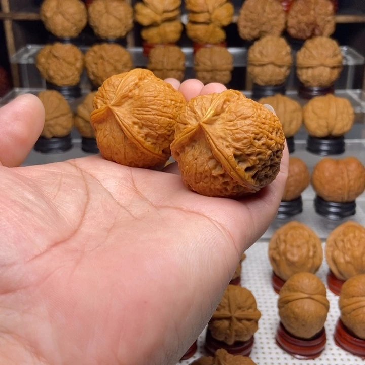 _***墨文玩核桃吊坠6元球三棱