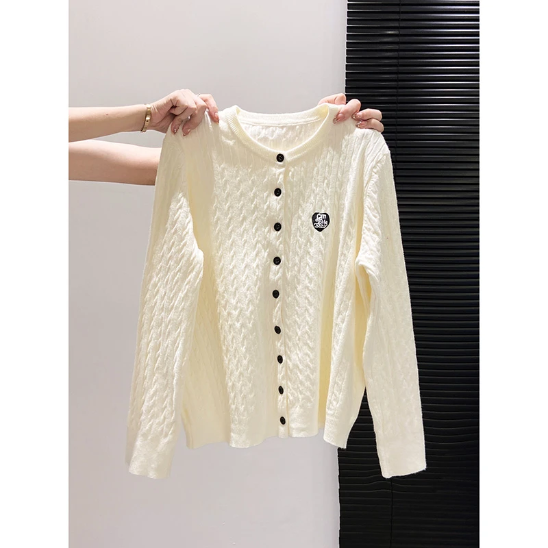 麻花圆领刺绣针织开衫外套女2025早秋新款宽松显瘦外搭毛衣小上衣
