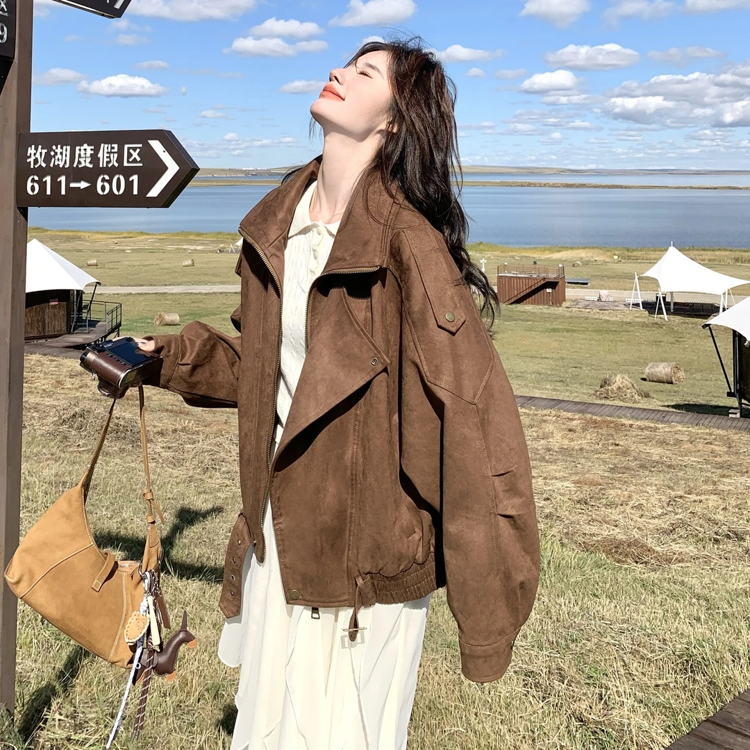 咖色鹿皮绒外套女2025秋日超好看学院风减龄小个子松弛感短款风衣