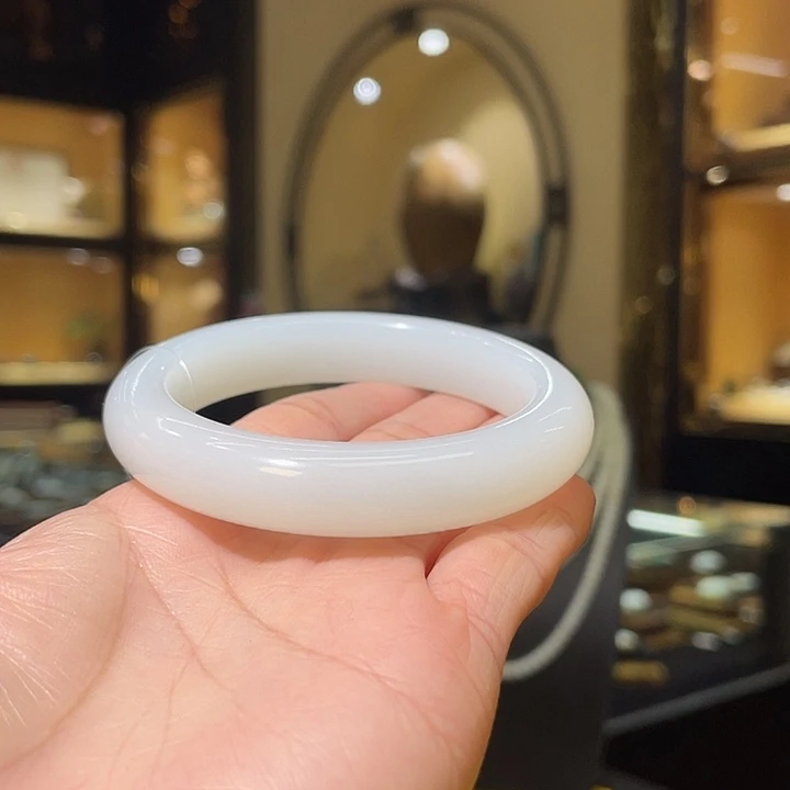 未镶嵌手镯和田玉54#58.56g