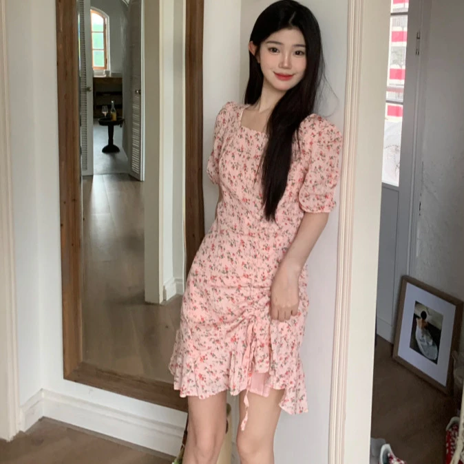 【相约达汇*大码碎花连衣裙】夏季胖mm甜美方领收腰显瘦气质仙女群