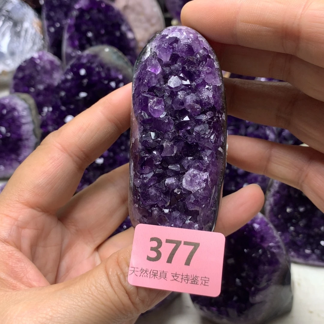 紫晶未镶嵌大型摆件（非配饰）