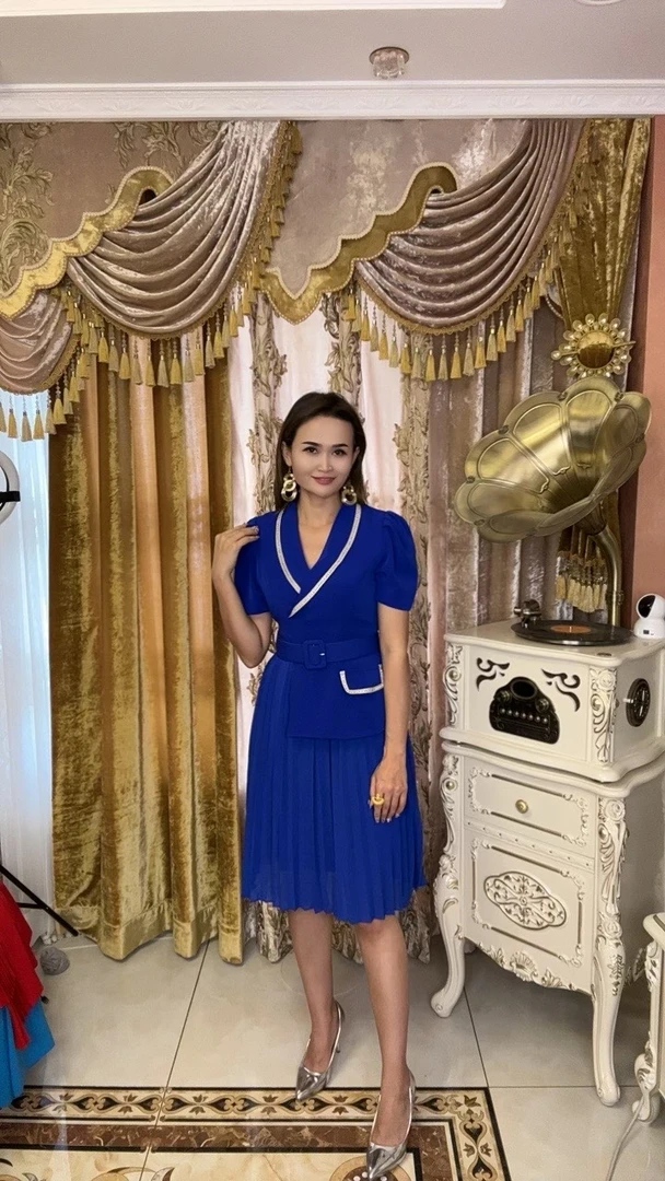 ئارزۇ  يىڭىلىق كۆينەكلىرى 新款女士连衣裙