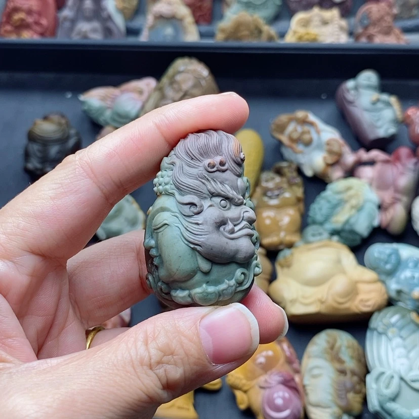 【闪购商品】定制石英质玉吊坠未镶嵌