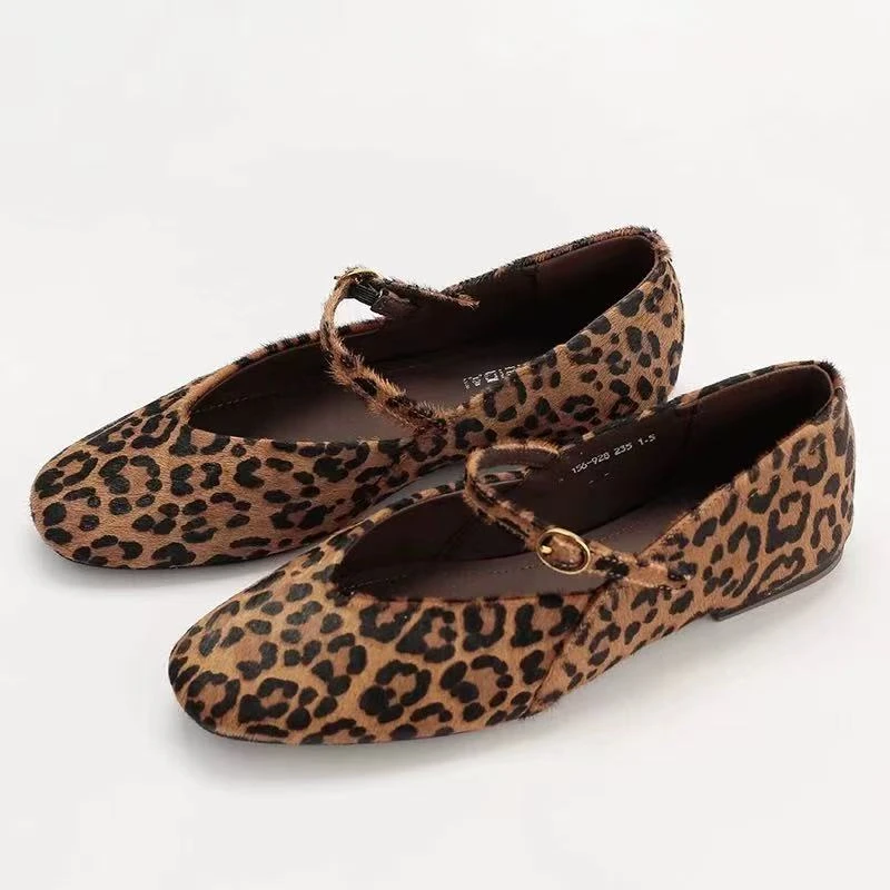 C3051  棕色  时尚舒适平跟圆头浅口女玛丽珍单鞋