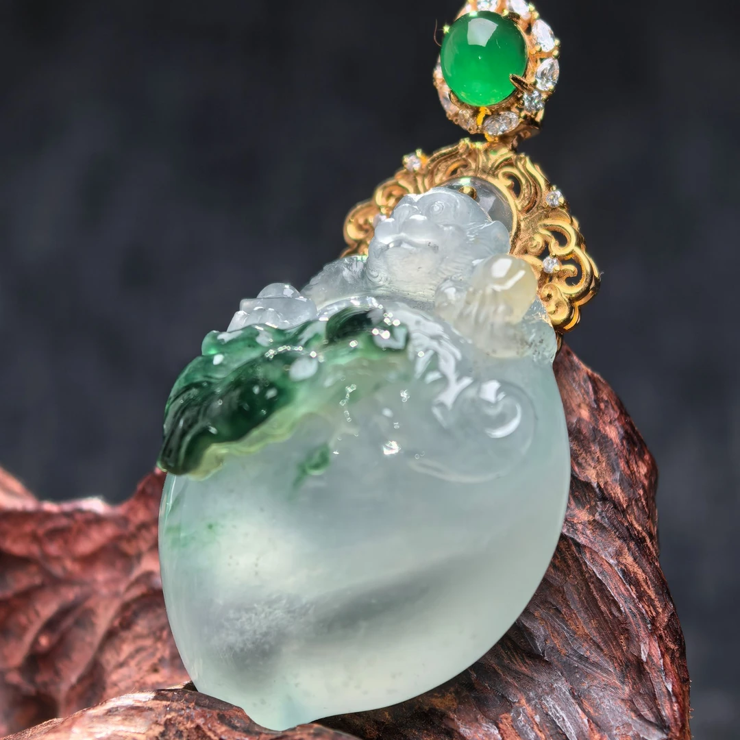 【锦岩翡翠】天然缅甸翡翠A货 灵猴献瑞 高冰俏色巧雕飘绿