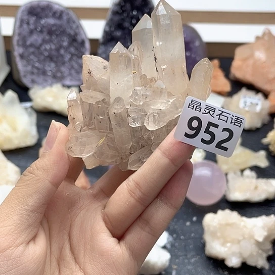 水晶大型摆件（非配饰）未镶嵌