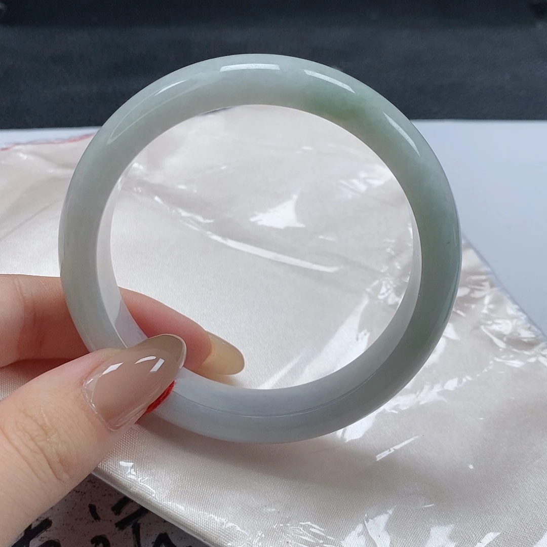 【闪购商品】翡翠手镯未镶嵌322号