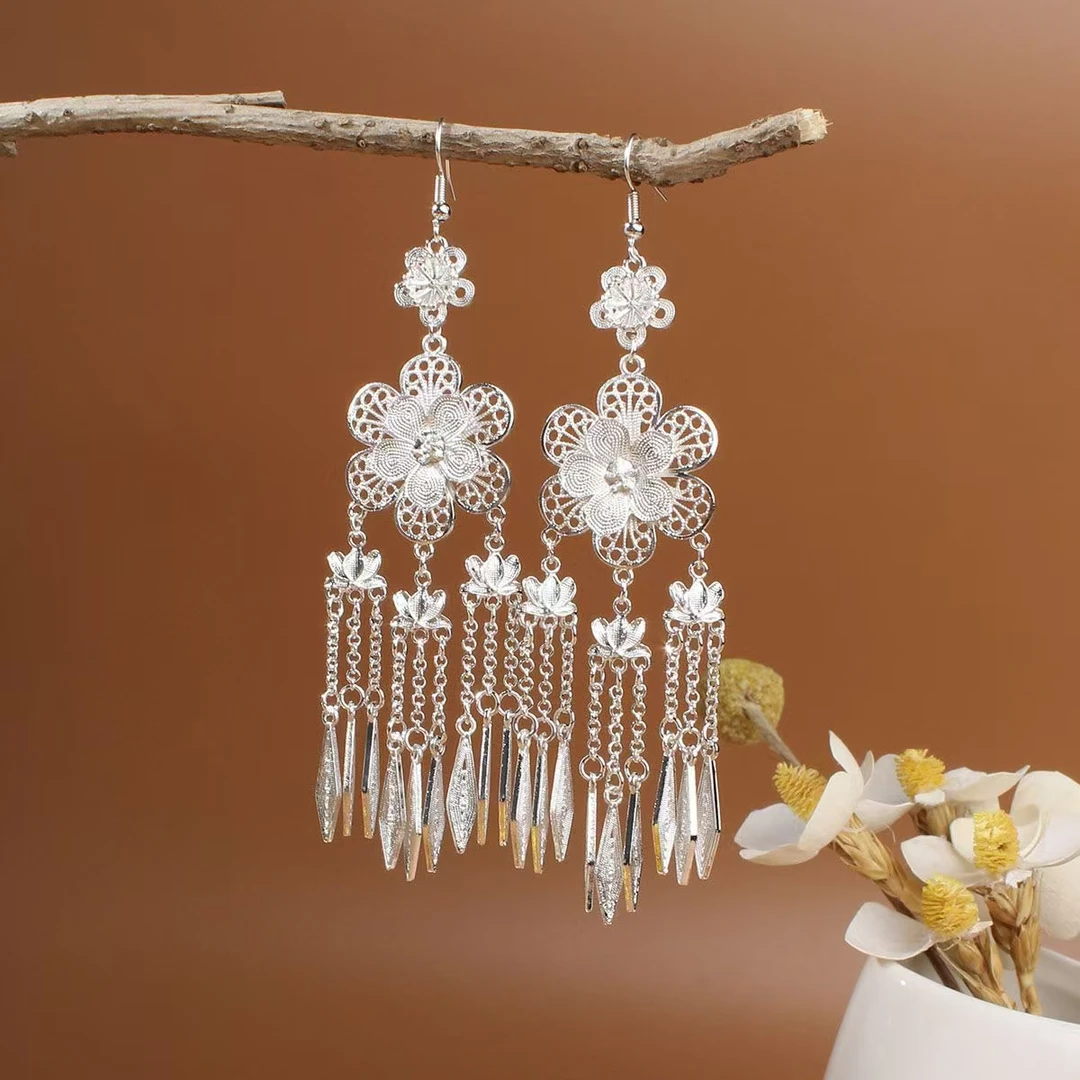 合金耳饰 2025新款流苏耳环民族风气质耳饰少数民族个性百搭耳坠