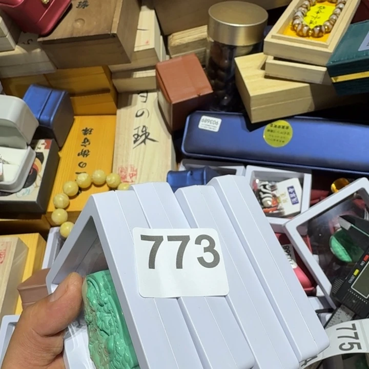 左***眼瓷片可口可乐了可口可乐