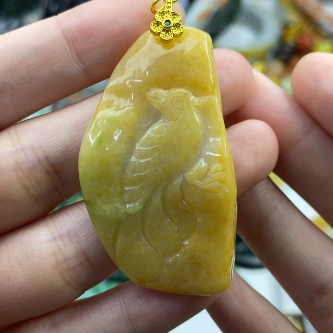 翡翠未镶嵌颈饰吊坠