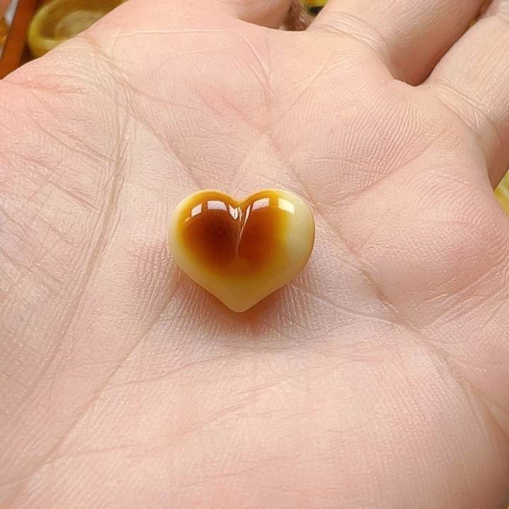 未镶嵌琥珀裸石蜜蜡屁桃