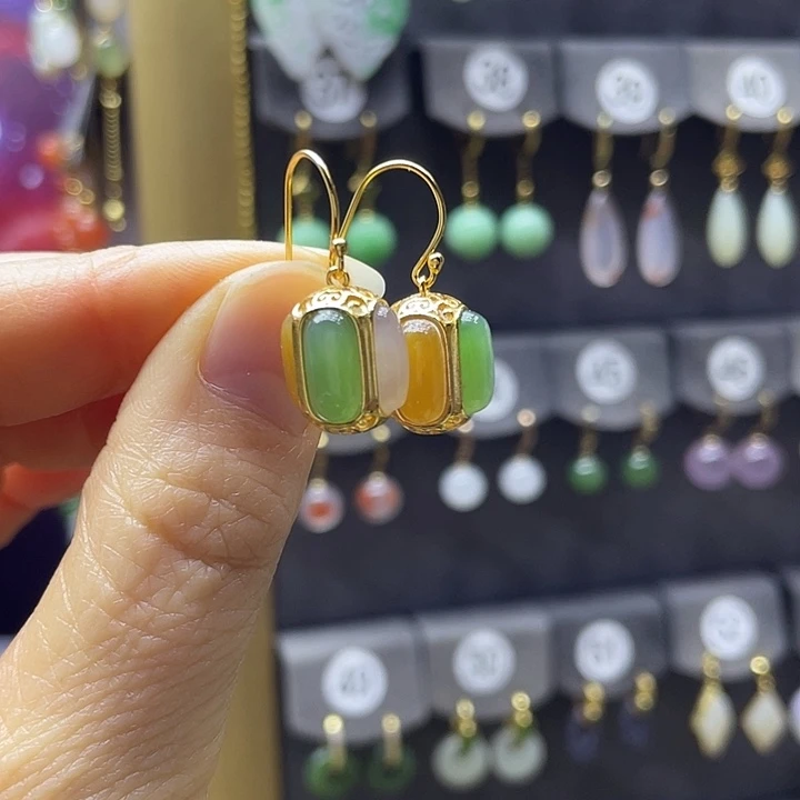 和田玉银S925镶嵌耳饰