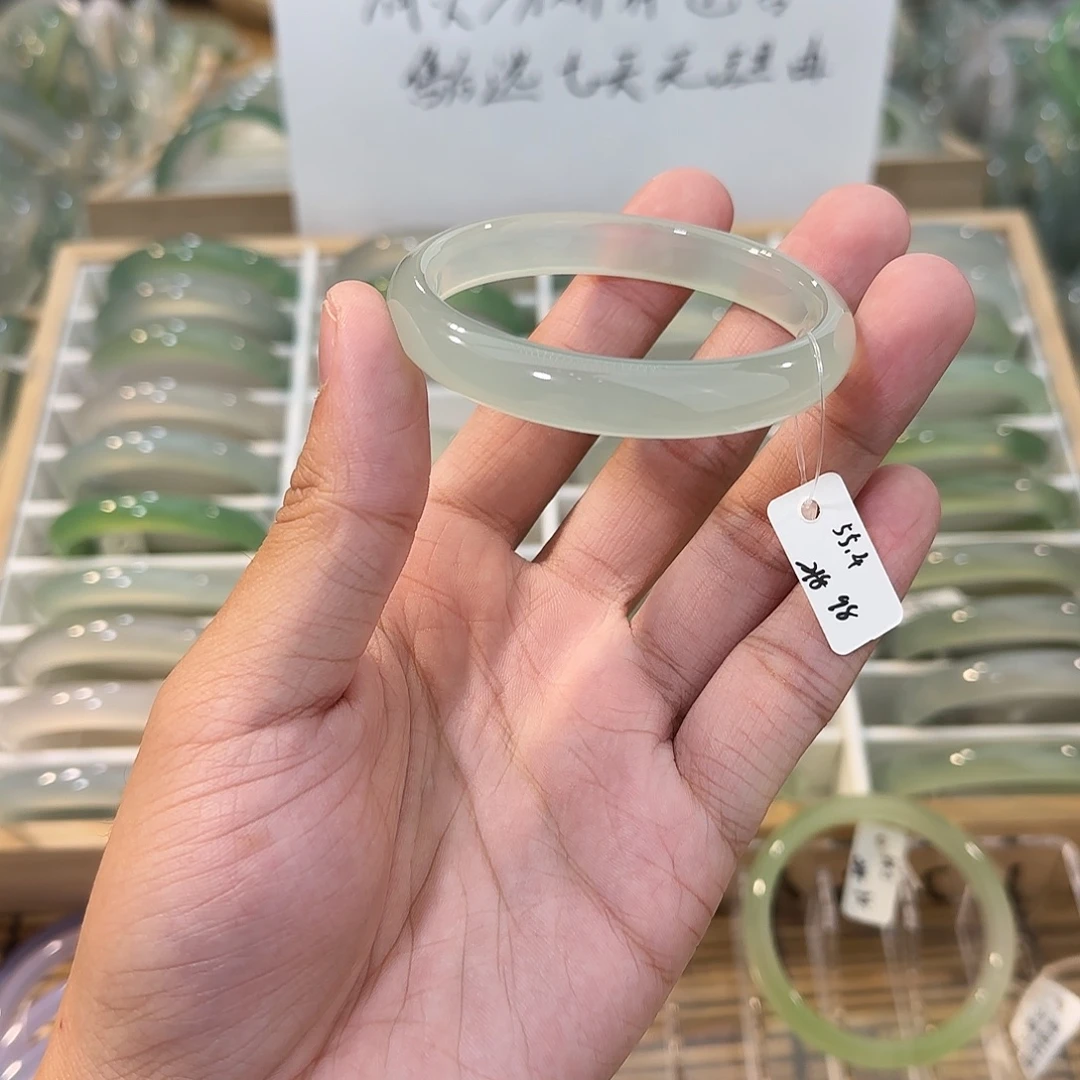 玛瑙/玉髓未镶嵌手镯圈口55.4