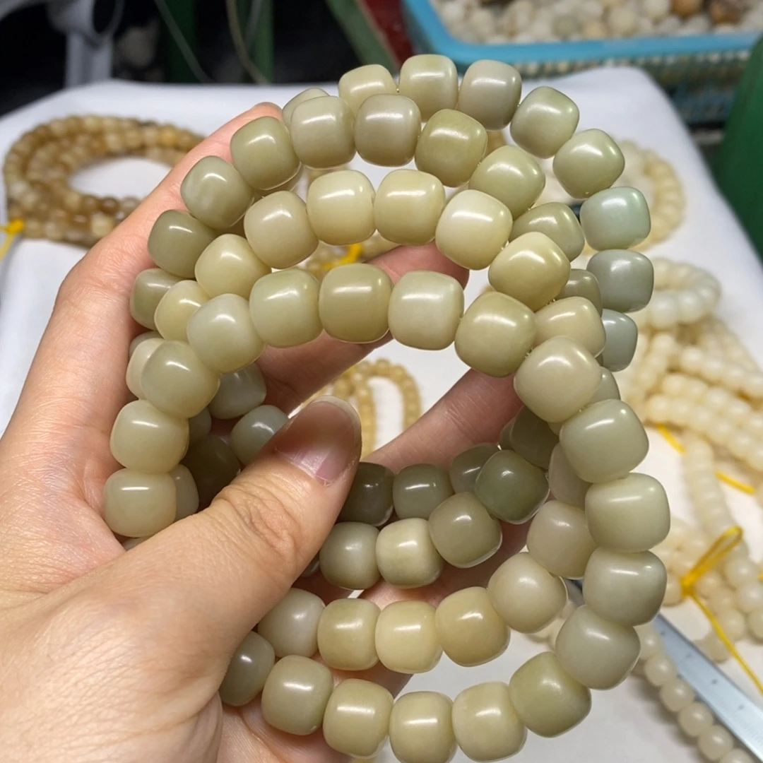 菩提根/象牙果吊坠卡12灰绿手串福利一条