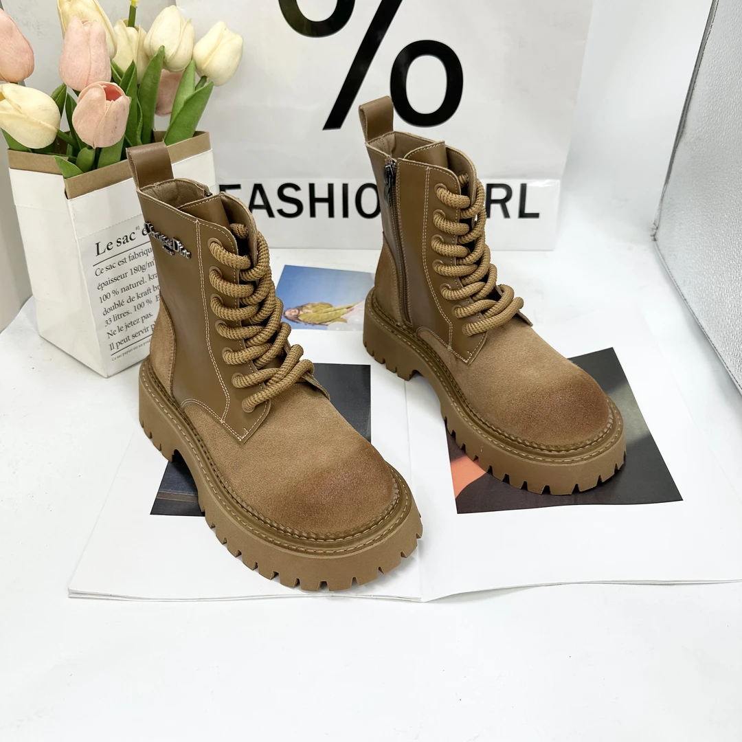 新款气质休闲百搭女士马丁靴A/DDW/60-61