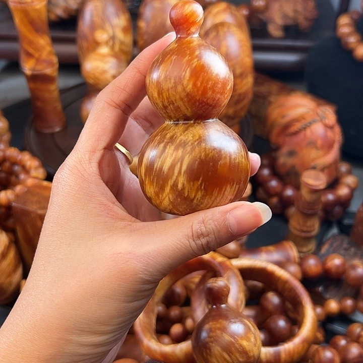 老***途无事牌松木（琥珀木）