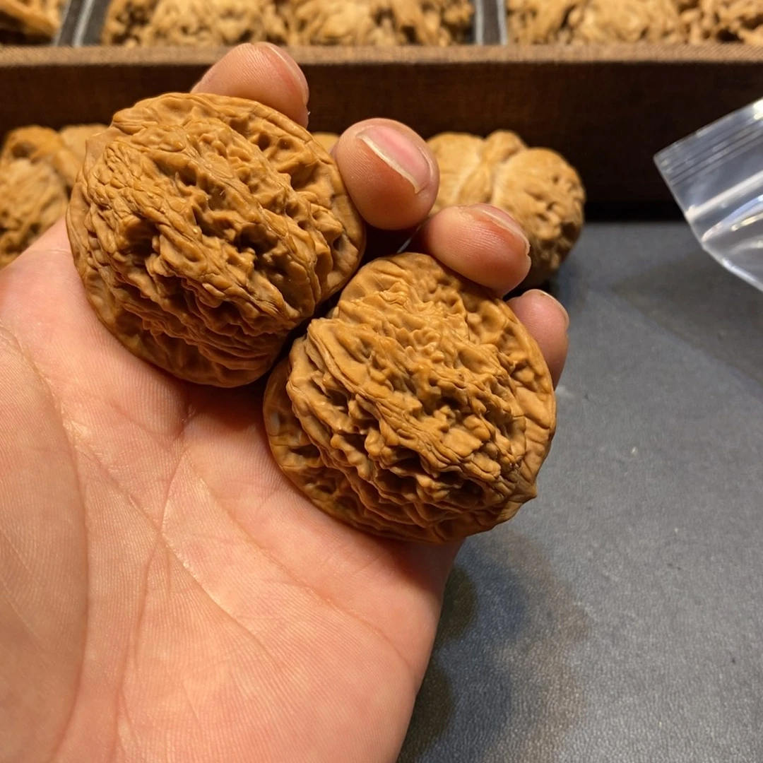 文玩核桃把件6*.虎头88