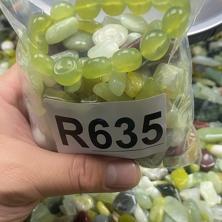 岫玉未镶嵌鱼缸石