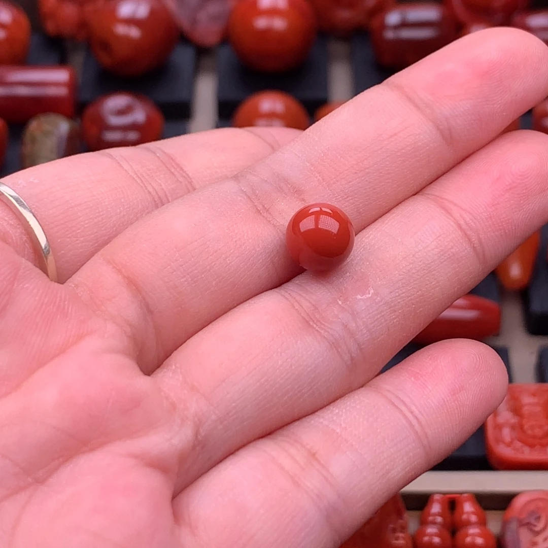 南红玛瑙未镶嵌原矿圆珠8mm