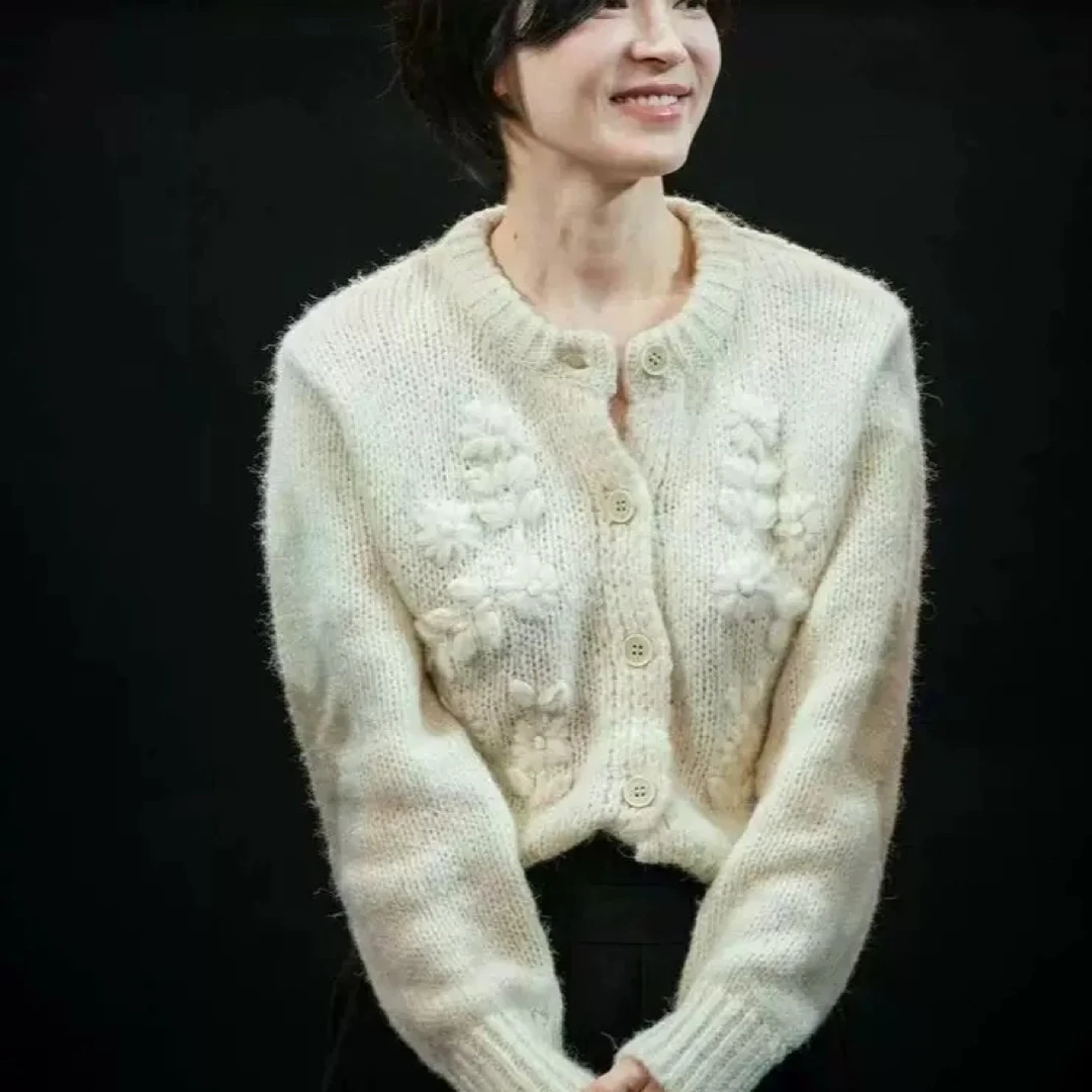 明星宋慧乔同款2025秋冬韩国重工设计感立体花朵针织开衫毛衣外套