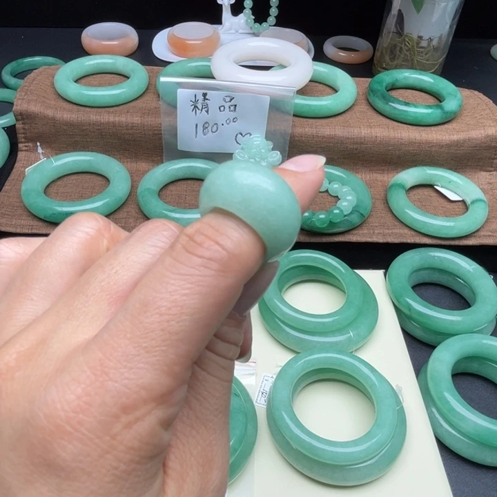 石英岩玉未镶嵌1617