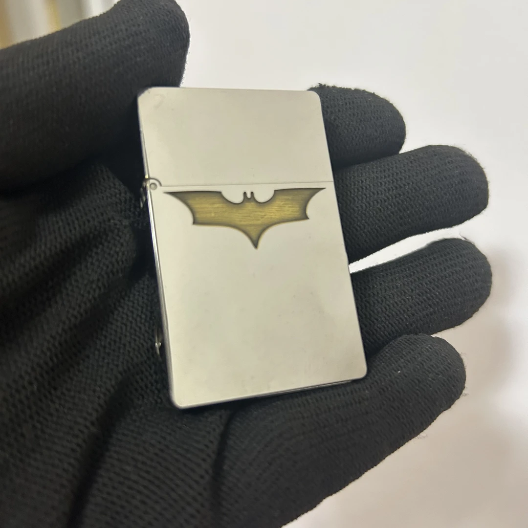 战壕小重甲亮珞精雕双面蝙蝠侠煤油打火机男士礼品