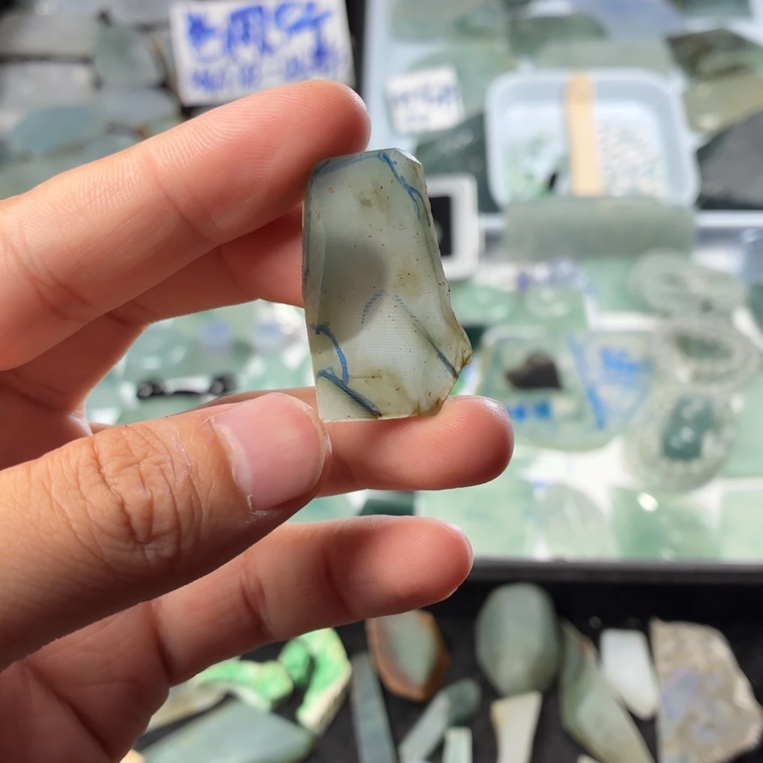 未镶嵌定制翡翠天然缅甸翡翠a货冰种假山包工