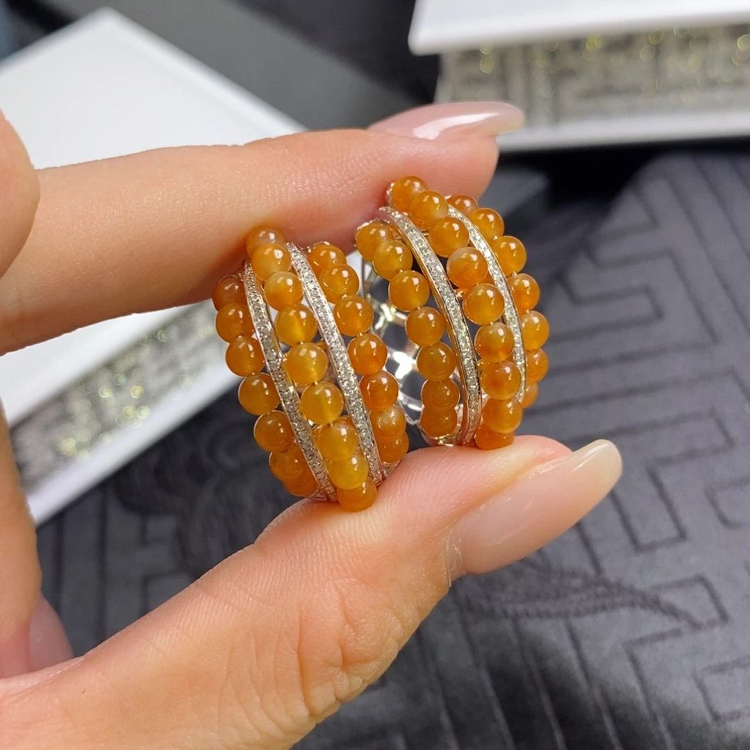 翡翠18K金镶嵌耳饰红翡小米珠