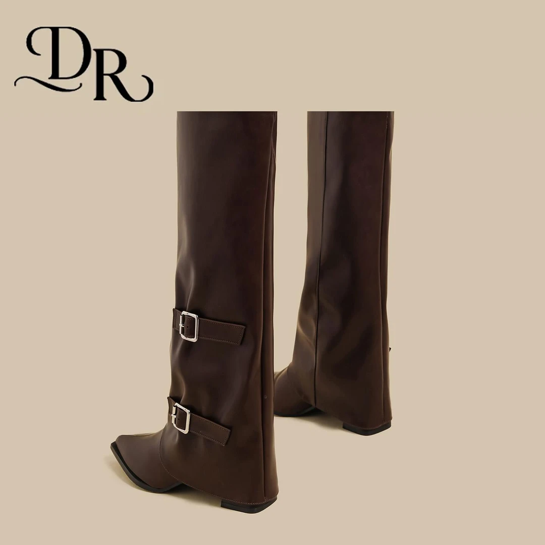 鞋子女款爆款2025新款百搭长靴女棕色皮带扣裤管靴加绒褶皱长筒靴
