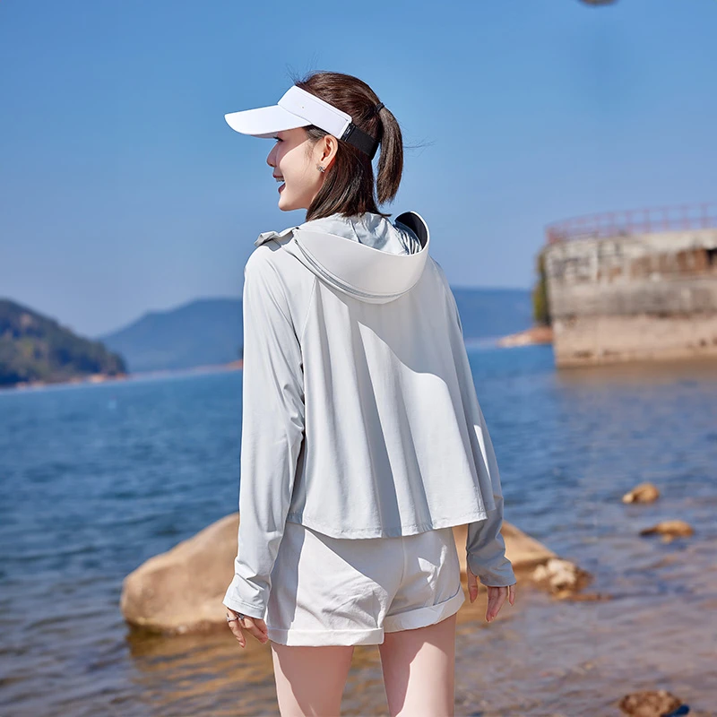 连帽防晒衣罩衫女2025皮肤衣防紫外线冰丝凉感薄款骑车短款外套