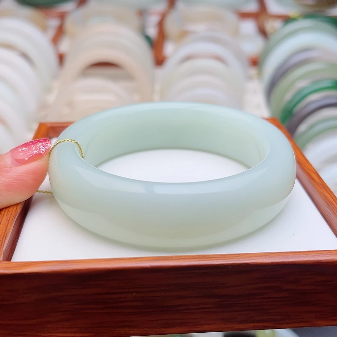 和田玉未镶嵌手镯57.7