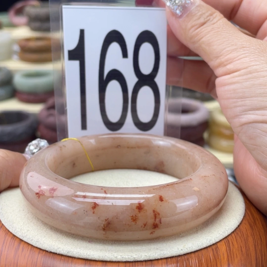 【闪购商品】石英质玉手镯未镶嵌