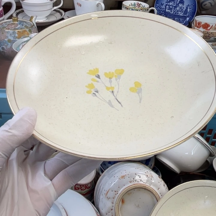 他家瓷器真美…开播了