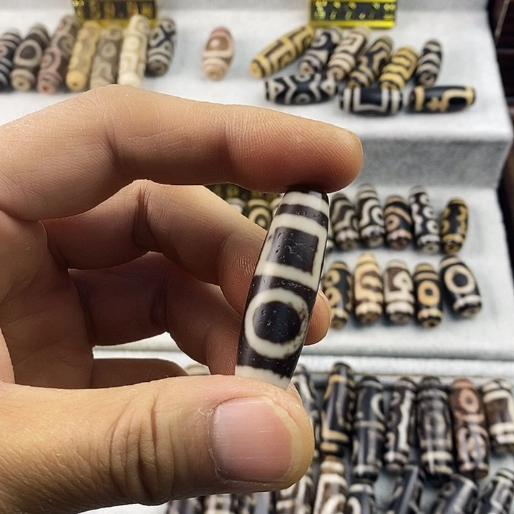 玛瑙/玉髓合金颈饰