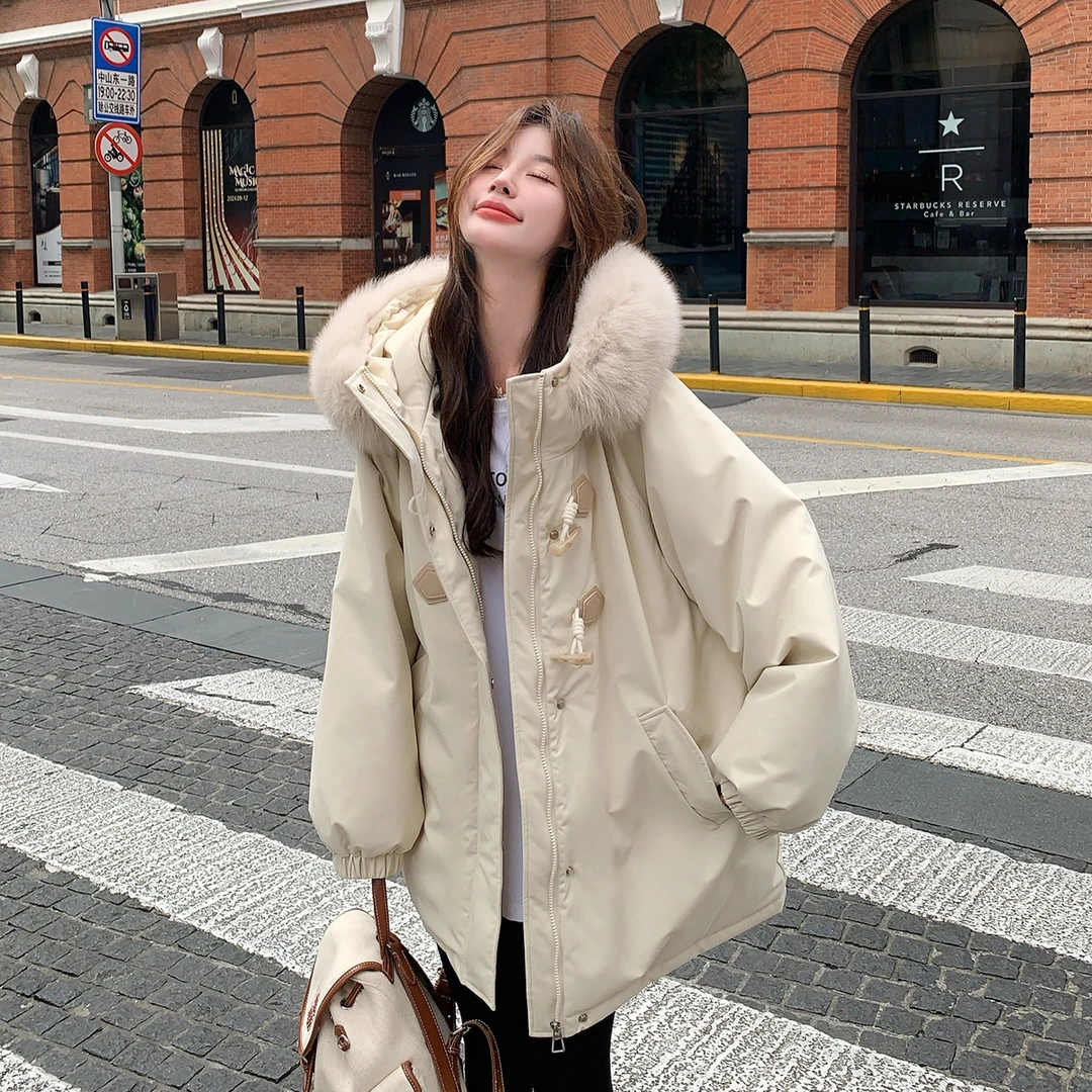 米杏色大毛领连帽牛角扣派克羽绒服女2025冬保暖加厚90白鸭绒外套