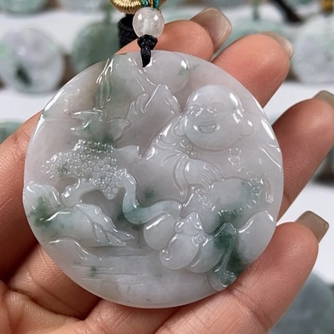 翡翠颈饰未镶嵌山水逍遥佛福利