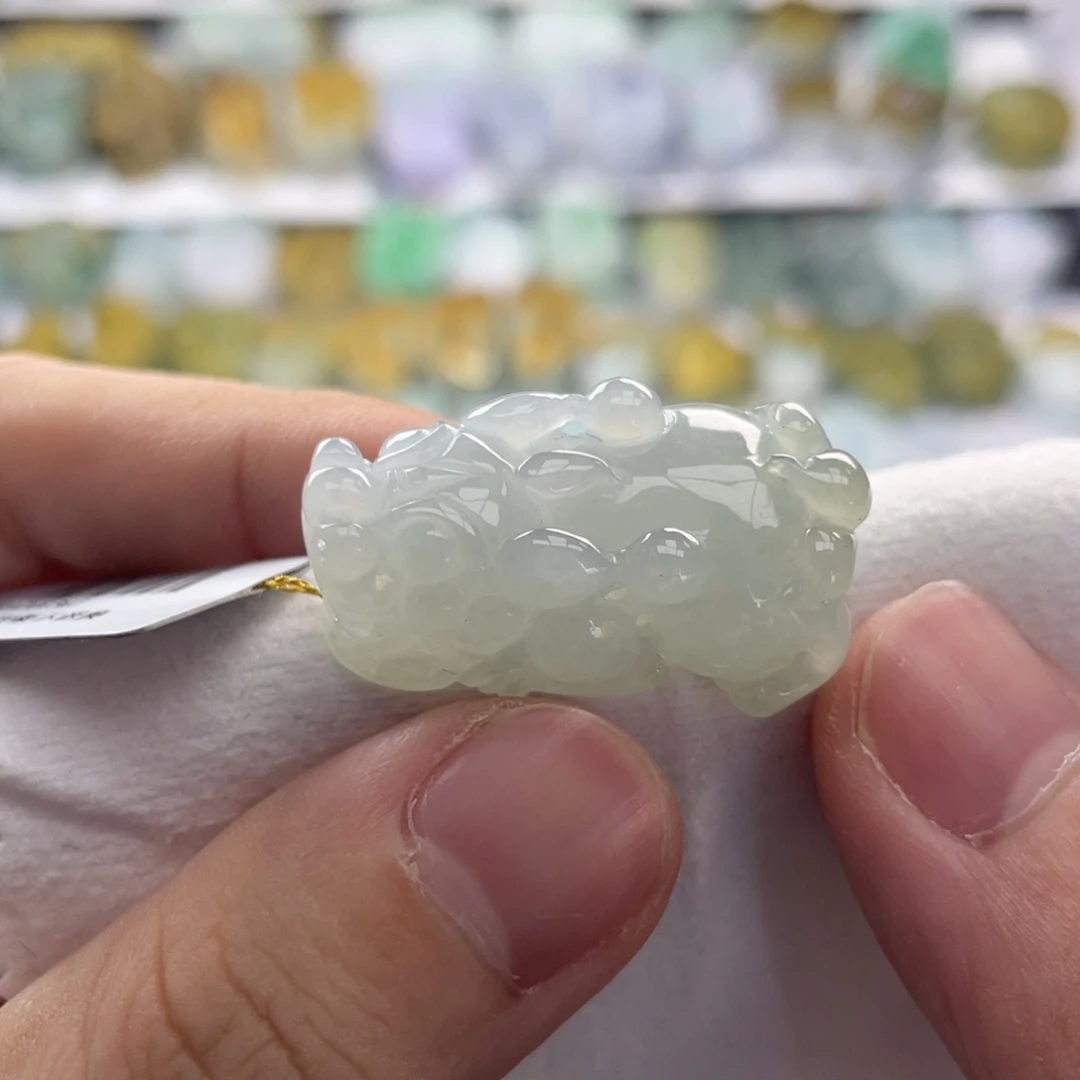 翡翠未镶嵌颈饰貔貅11