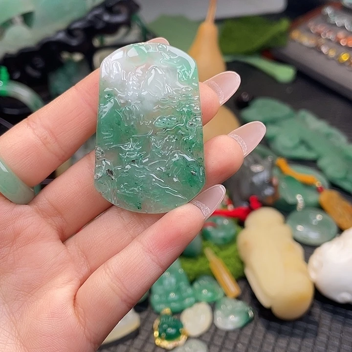 石英质玉未镶嵌吊坠