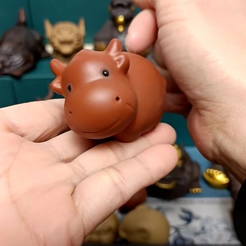 茶宠紫砂朱泥小猪茶宠摆件