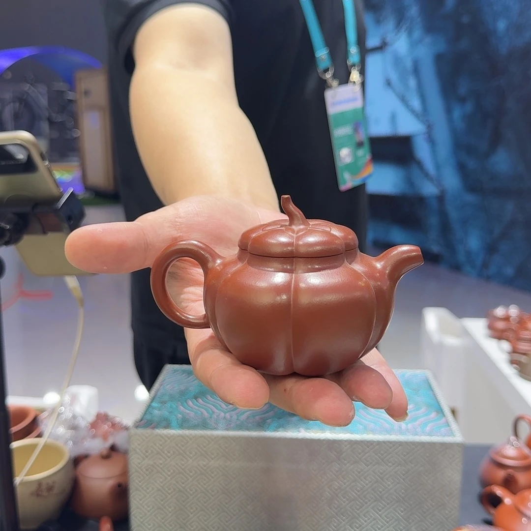 紫砂茶杯朱泥筋纹小南瓜