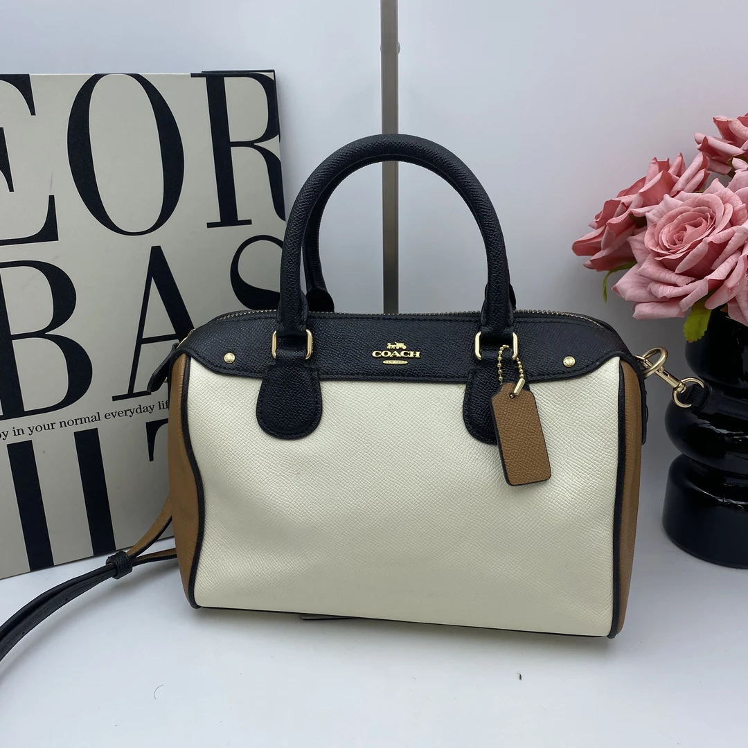 95新 COACH/蔻驰 17622 斜挎包