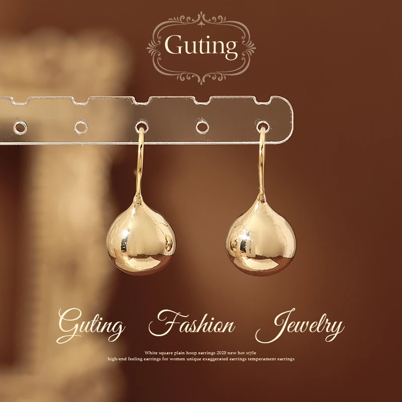 铜合金耳饰 22529金色大水滴耳钩耳环女高级感轻奢气质耳钉耳饰