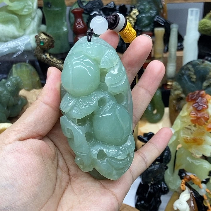 未镶嵌岫玉手把件