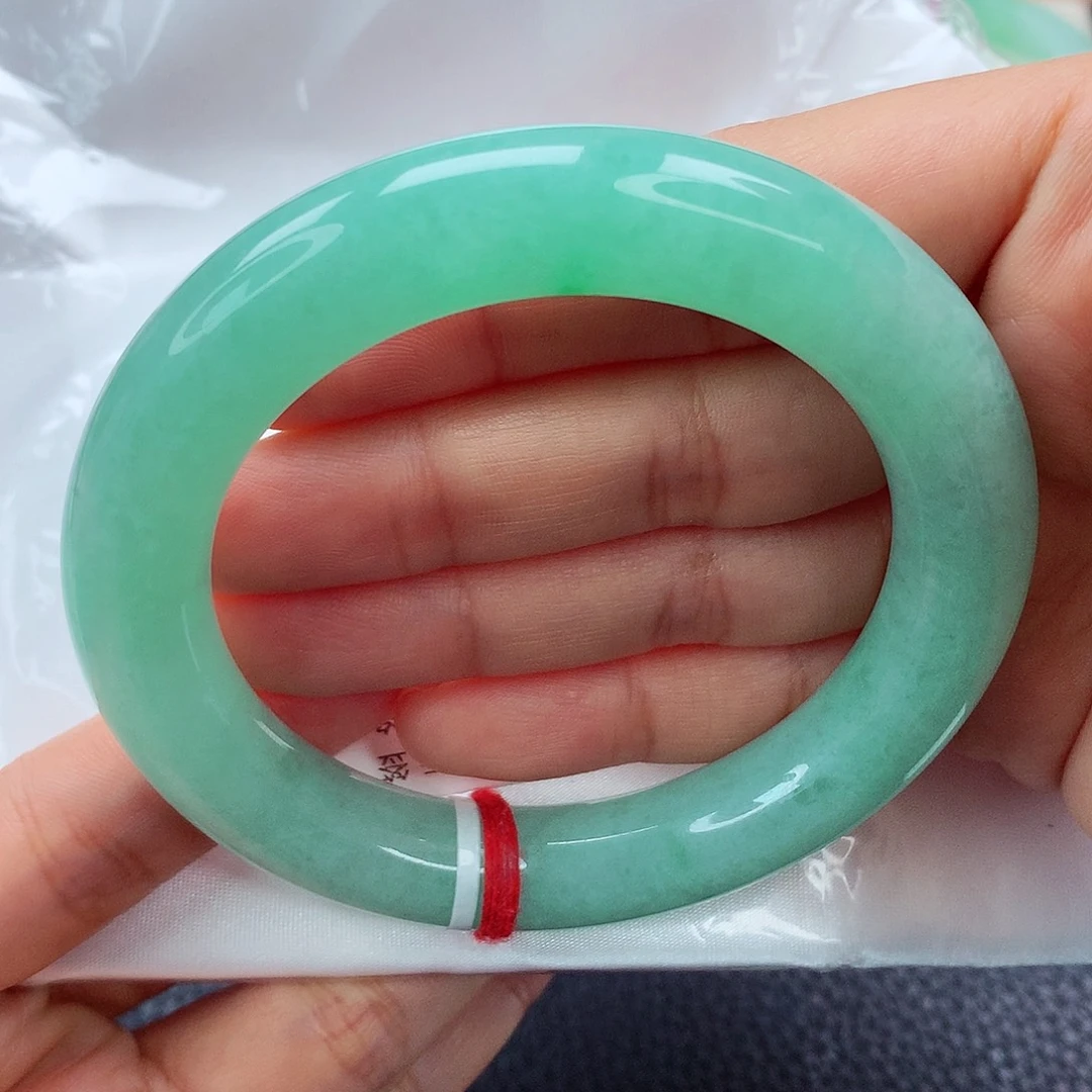 翡翠手镯未镶嵌55 果绿 强推