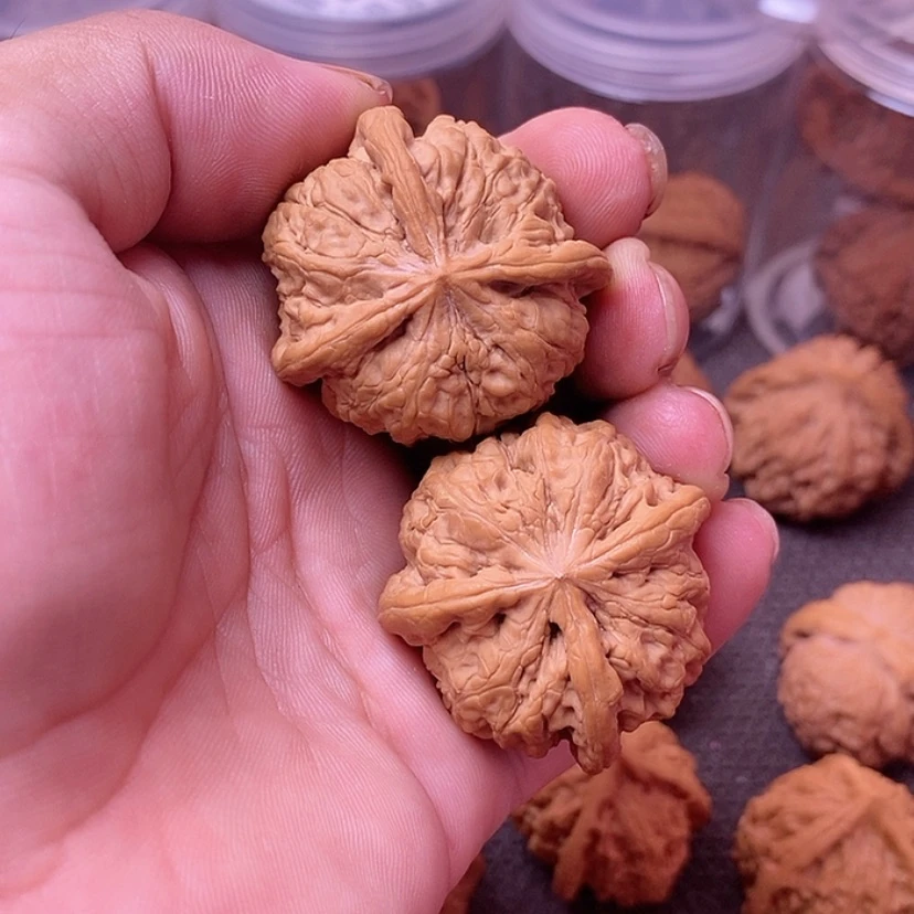 【闪购商品】吊坠文玩核桃40雨花石三棱