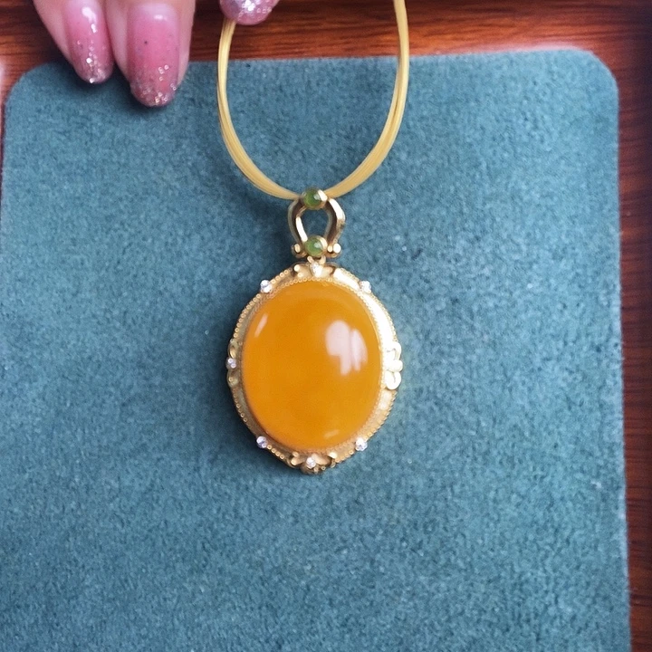 蜜蜡银S925镶嵌颈饰吊坠