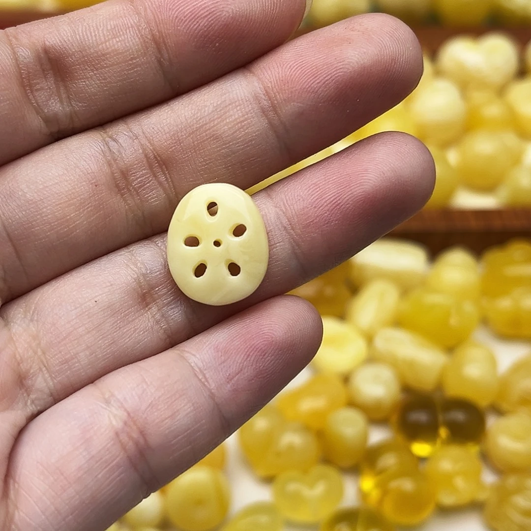 蜜蜡未镶嵌裸石天然